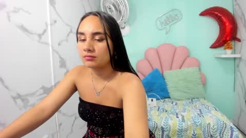 Snapshot of maylin_hornyy19 chatting on June 2026 03:11:01 AM Maylin online show from June 2026 03:11:01 AM