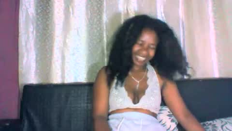 mayrah online show from December 2025 11:03:02 PM