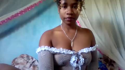 Snapshot of mayrah5 chatting on May 2026 06:29:02 AM mayrah online show from May 2026 06:29:02 AM