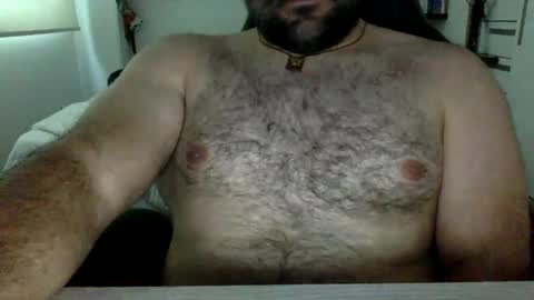 Snapshot of mbotve chatting on October 2025 09:01:01 PM VzlaMan online show from October 2025 09:01:01 PM