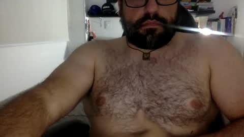 Snapshot of mbotve chatting on October 2025 04:09:01 AM VzlaMan online show from October 2025 04:09:01 AM