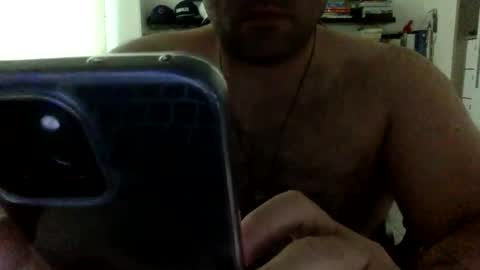 Snapshot of mbotve chatting on October 2025 09:05:02 PM VzlaMan online show from October 2025 09:05:02 PM