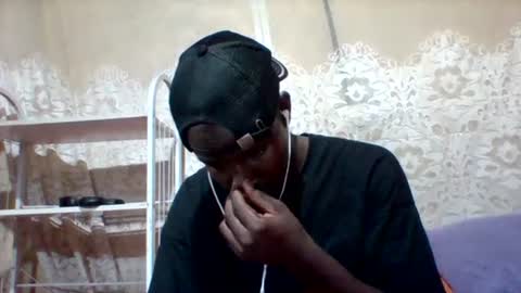 Snapshot of mclntz_bbc chatting on February 2025 04:03:02 PM mclntz_bbc online show from February 2025 04:03:02 PM