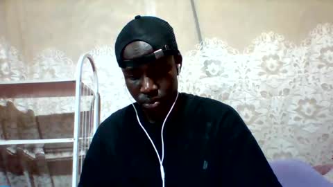 Snapshot of mclntz_bbc chatting on February 2025 04:40:02 AM mclntz_bbc online show from February 2025 04:40:02 AM