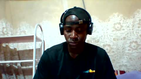 Snapshot of mclntz_bbc chatting on February 2025 11:01:02 AM mclntz_bbc online show from February 2025 11:01:02 AM