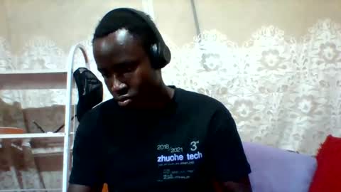 Snapshot of mclntz_bbc chatting on February 2025 11:44:02 AM mclntz_bbc online show from February 2025 11:44:02 AM