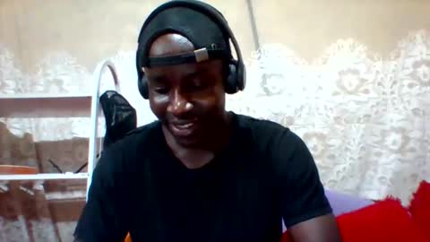 Snapshot of mclntz_bbc chatting on February 2025 02:46:02 PM mclntz_bbc online show from February 2025 02:46:02 PM