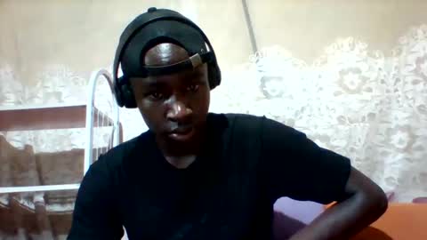 Snapshot of mclntz_bbc chatting on February 2025 07:09:02 AM mclntz_bbc online show from February 2025 07:09:02 AM