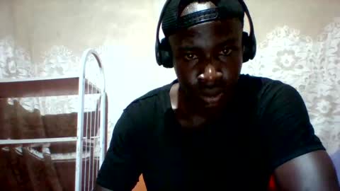 Snapshot of mclntz_bbc chatting on March 2025 07:05:02 PM mclntz_bbc online show from March 2025 07:05:02 PM