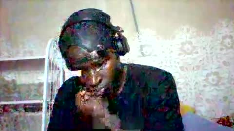 Snapshot of mclntz_bbc chatting on March 2025 05:54:01 PM mclntz_bbc online show from March 2025 05:54:01 PM