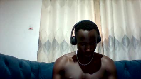 Snapshot of mclntz_bbc chatting on September 2025 11:45:01 AM mclntz_bbc online show from September 2025 11:45:01 AM