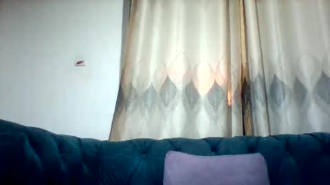 Snapshot of mclntz_bbc chatting on December 2025 04:44:02 AM mclntz_bbc online show from December 2025 04:44:02 AM