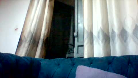 Snapshot of mclntz_bbc chatting on July 2026 04:40:01 PM mclntz_bbc online show from July 2026 04:40:01 PM