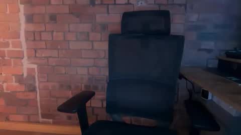 mcr8080 online show from March 2026 06:05:02 AM