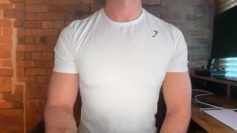 mcr8080 online show from April 2026 05:35:02 AM