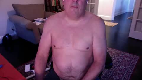 mdog9669 online show from November 2025 02:06:01 PM