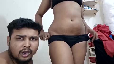 Snapshot of mdtaiful125 chatting on December 2025 11:42:01 PM Sweet Couple BD online show from December 2025 11:42:01 PM