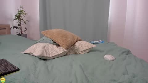 Nessa online show from February 2025 09:21:02 AM