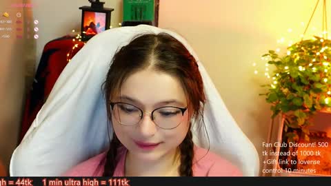 Hanna online show from December 2024 11:03:01 PM