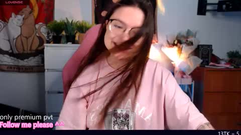 Hanna online show from September 2025 10:53:01 PM