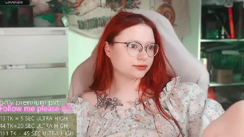 Snapshot of me_hanna chatting on April 2026 03:29:01 AM Hanna online show from April 2026 03:29:01 AM