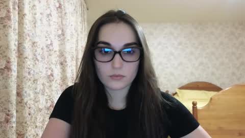 Melissa online show from February 2025 06:33:01 PM