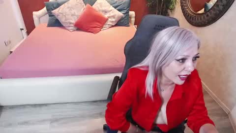 meamandax online show from February 2025 11:23:02 AM