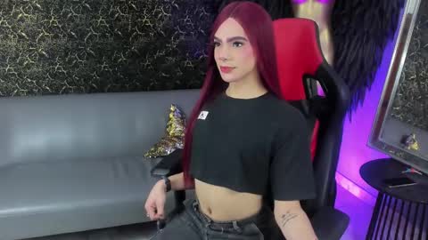 Medusa Ts online show from December 2025 07:50:01 AM