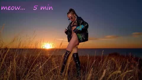 Sweet Meow nonude online show from October 2025 12:57:01 AM