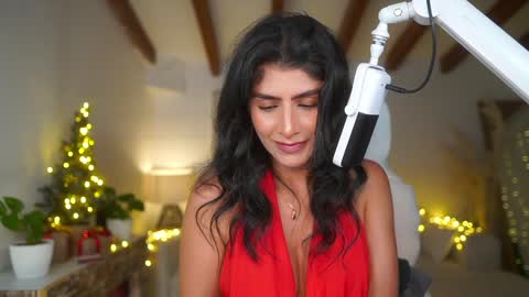 Snapshot of meegan1 chatting on December 2024 08:34:02 PM Andrea online show from December 2024 08:34:02 PM
