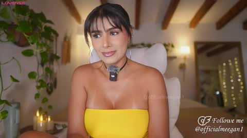 Snapshot of meegan1 chatting on March 2026 01:17:02 PM Andrea online show from March 2026 01:17:02 PM