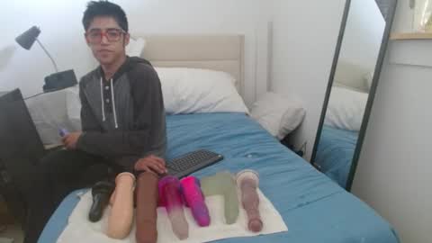 Snapshot of meekthetwink181 chatting on October 2025 06:10:01 PM MeekTheTwink18 online show from October 2025 06:10:01 PM