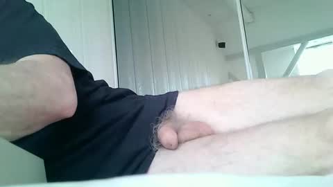 meforu21 online show from June 2026 05:40:02 PM