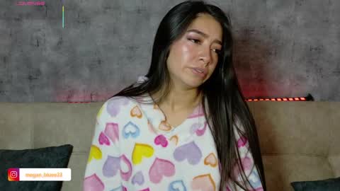 Megan Bluee online show from April 2026 03:39:02 PM