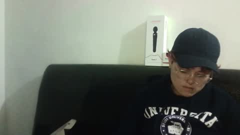 Megan and sophi online show from March 2025 03:52:02 AM