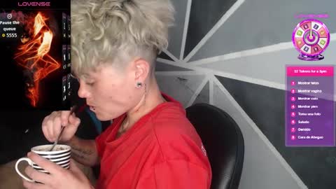 Megan and sophi online show from January 2026 09:42:02 PM