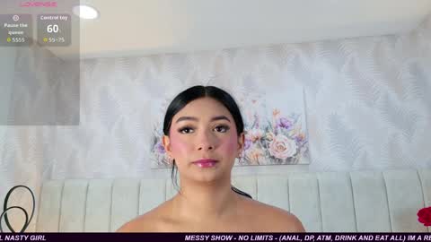 Snapshot of megan_cruzgb chatting on April 2026 12:14:02 PM Carolina Paez online show from April 2026 12:14:02 PM