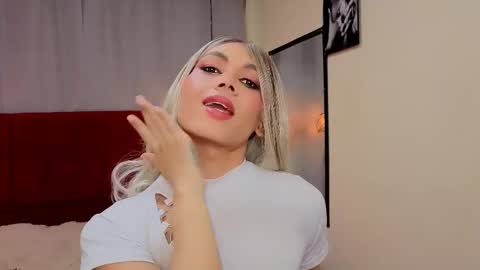 megan do santos online show from February 2026 08:52:01 PM