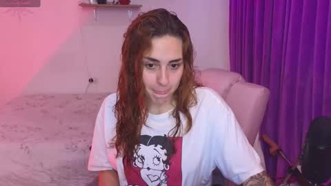 Snapshot of megan_ricci chatting on October 2025 10:41:01 PM                 Laura                 online show from October 2025 10:41:01 PM