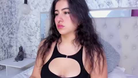 MEGAN  online show from October 2025 11:19:01 AM