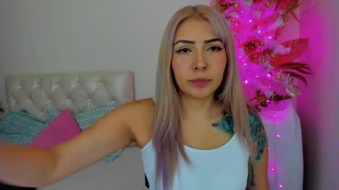 Snapshot of megan_sexrose chatting on January 2025 12:16:02 AM Megan rose online show from January 2025 12:16:02 AM