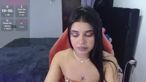Carolina online show from May 2026 03:56:01 AM