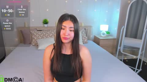 Megan online show from October 2025 09:15:01 AM