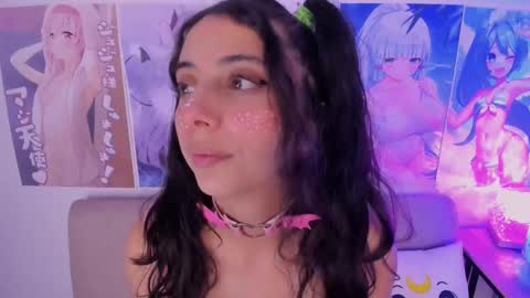 Megan  online show from February 2025 04:32:02 AM