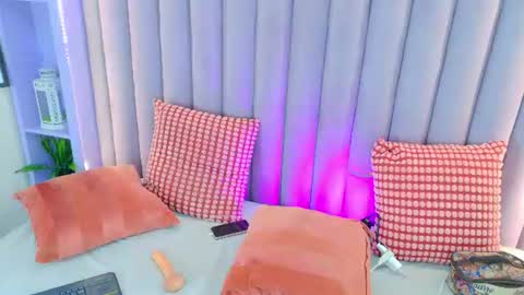 Snapshot of meganlovee__ chatting on June 2026 02:51:02 AM MEGAN online show from June 2026 02:51:02 AM