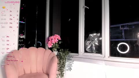 Mara online show from December 2024 10:23:02 AM