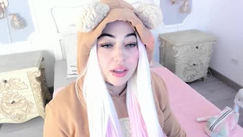 Megan online show from October 2025 11:44:02 AM