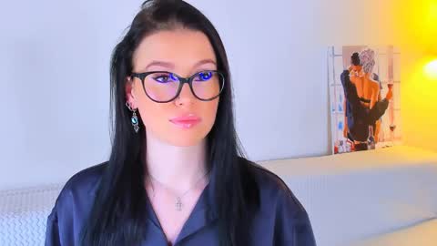 Megan online show from April 2026 07:00:02 PM