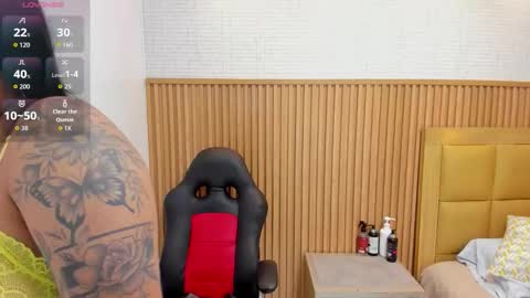 Snapshot of meganzarick chatting on October 2025 02:46:02 AM M E G A N online show from October 2025 02:46:02 AM