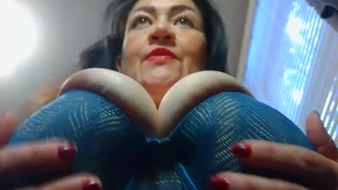 SHAROLD online show from December 2025 06:57:02 PM